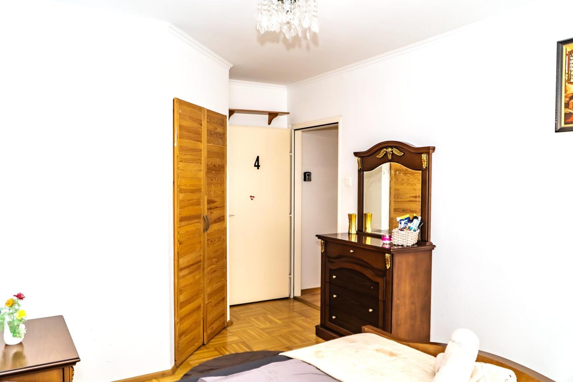 Spacious Rooms 5 Minutes To Wiener Stadthalle Exterior photo
